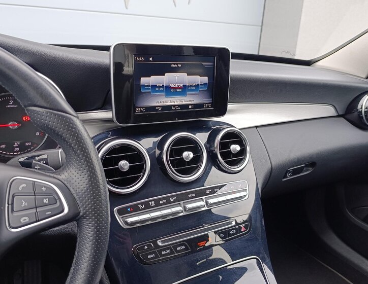 Mercedes-Benz Třídy C Sedan / Limuzína 2,1 l 125 kw