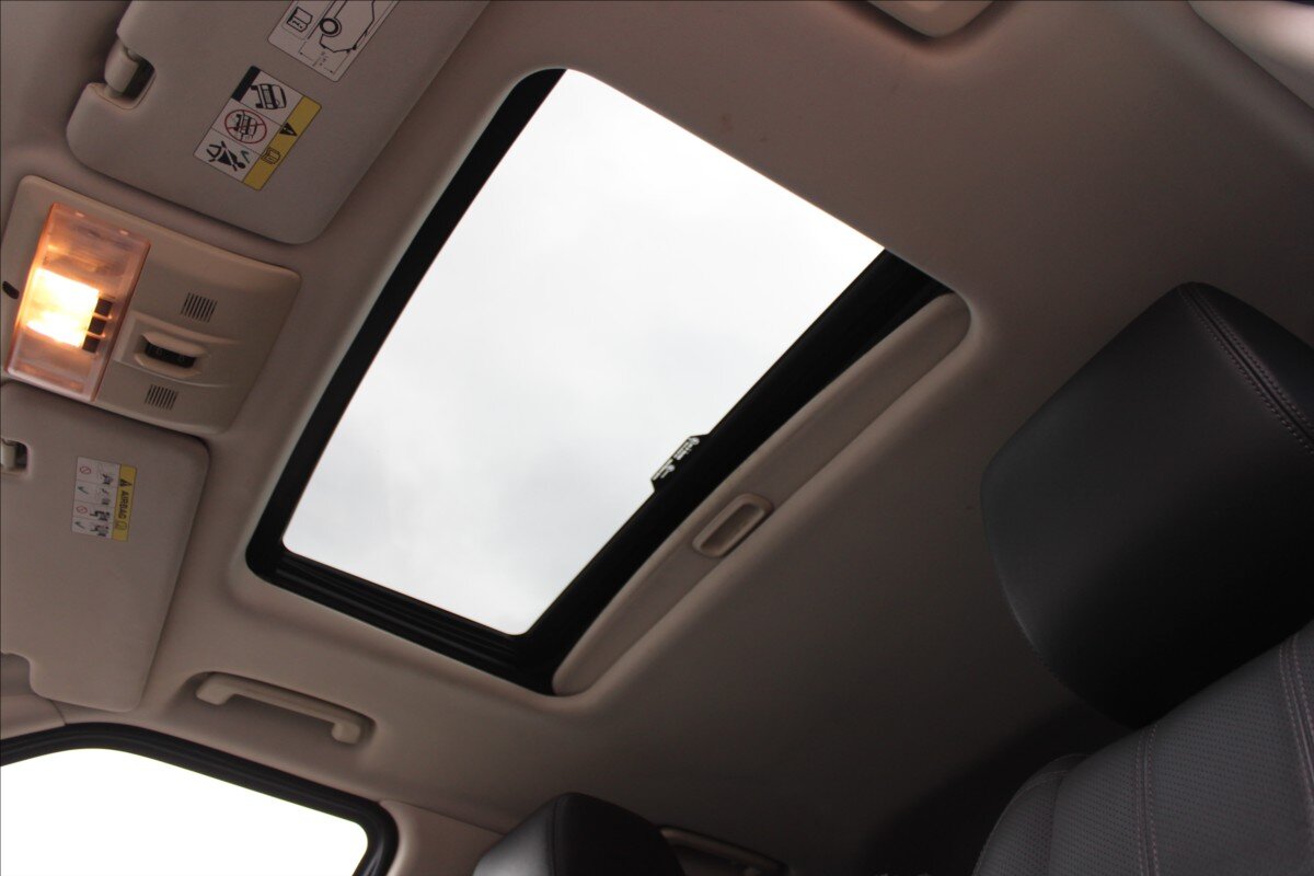 Land Rover Range Rover Sport SUV 3,0 l 180 kw