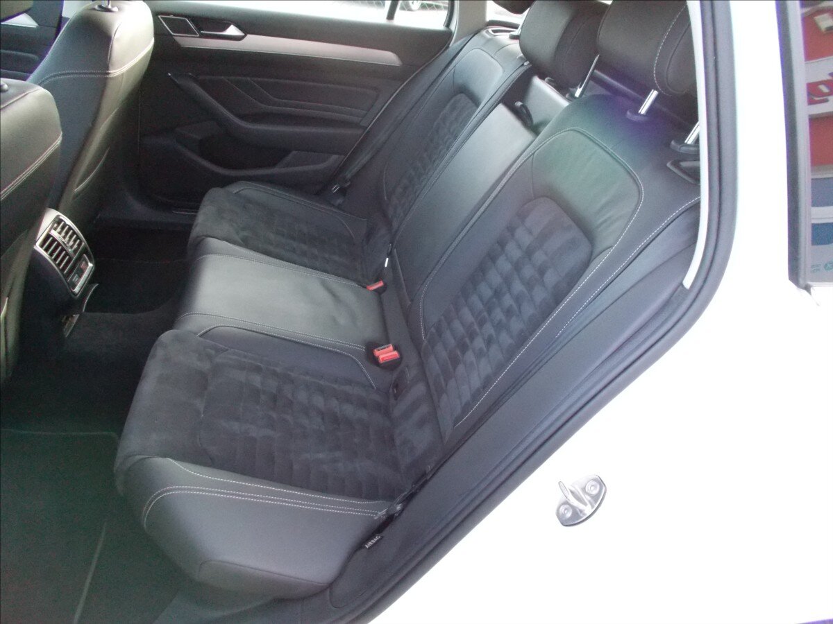 Volkswagen Passat Kombi 2,0 l 140 kw