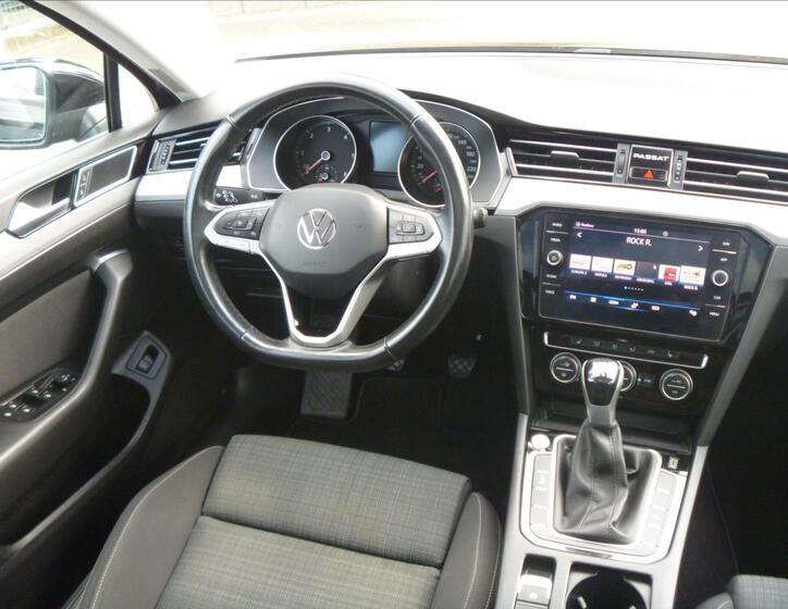 Volkswagen Passat 16