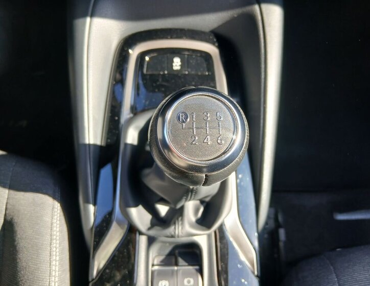 Toyota Corolla Sedan 1,5 l 92 kw