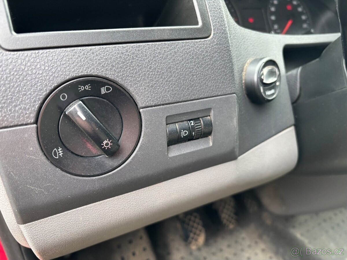 Volkswagen Transporter VAN / Minibus 0,0 96 kw