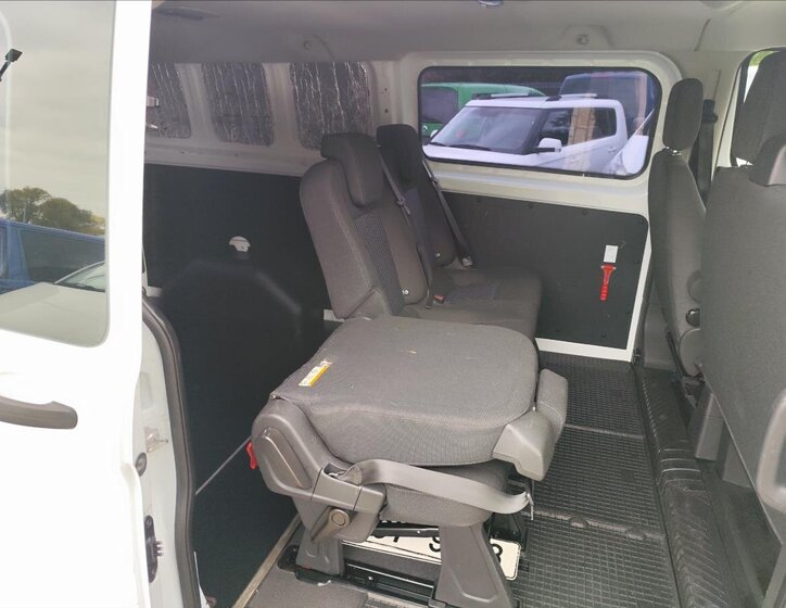 Ford Transit Custom Kombi 2,0 l 96 kw