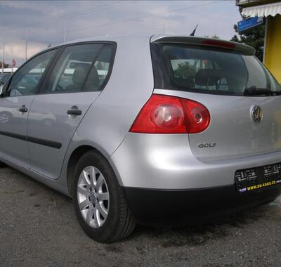 Volkswagen Golf 2