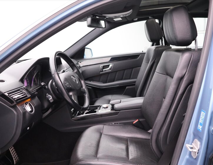 Mercedes-Benz Třídy E 11