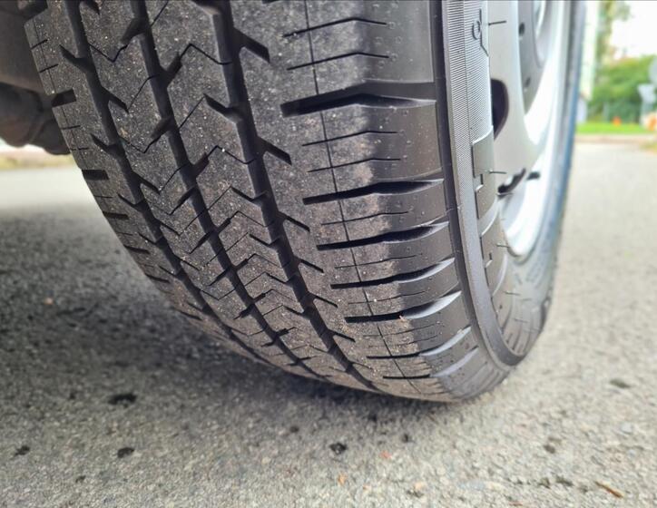 Volkswagen Multivan 24