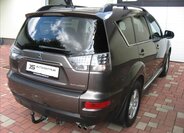 Mitsubishi Outlander 7