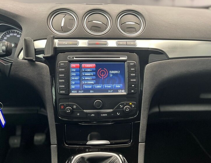 Ford S-MAX MPV 2,0 l 103 kw