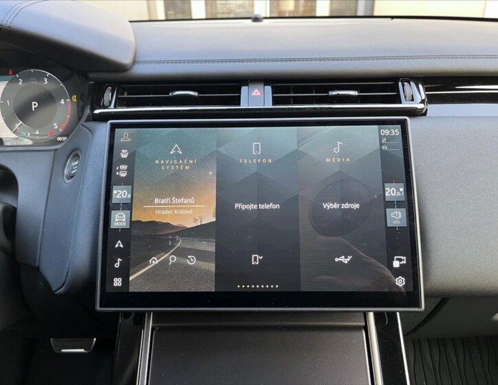 Land Rover Range Rover Velar 12