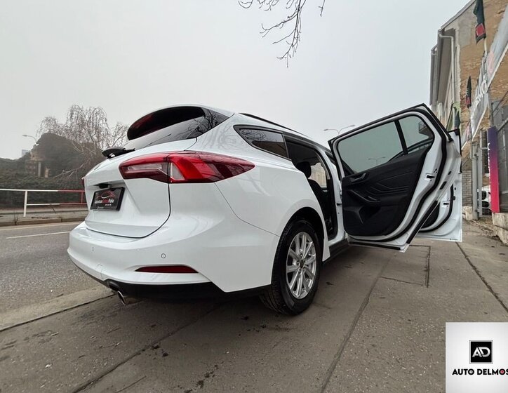Ford Focus Kombi 1,5 l 88 kw