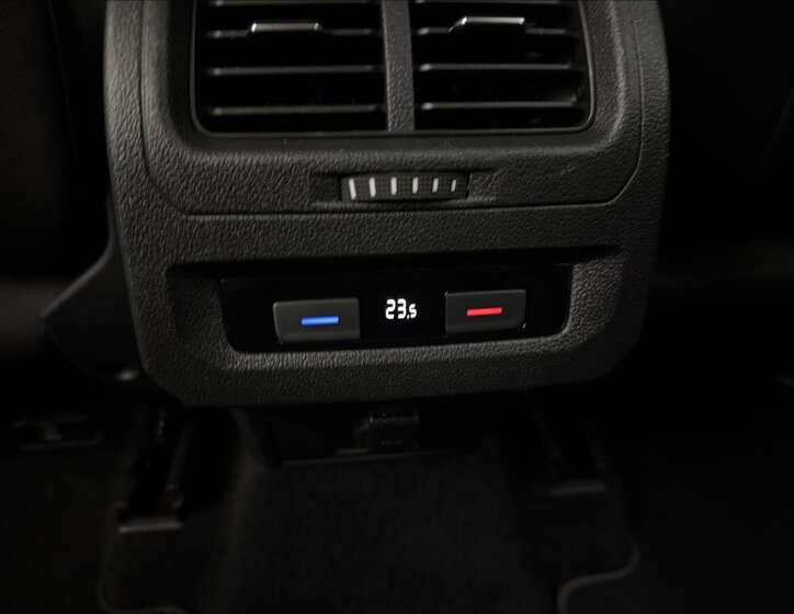 Volkswagen Touran MPV 2,0 l 140 kw