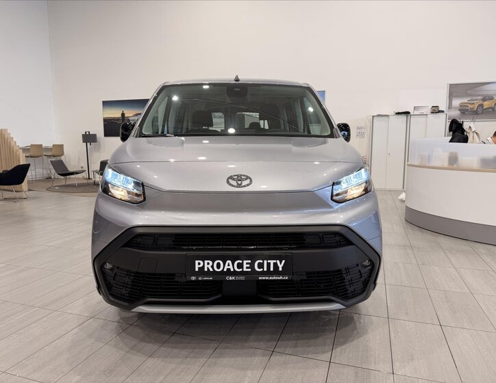 Toyota ProAce City Verso MPV 1,5 l 96 kw