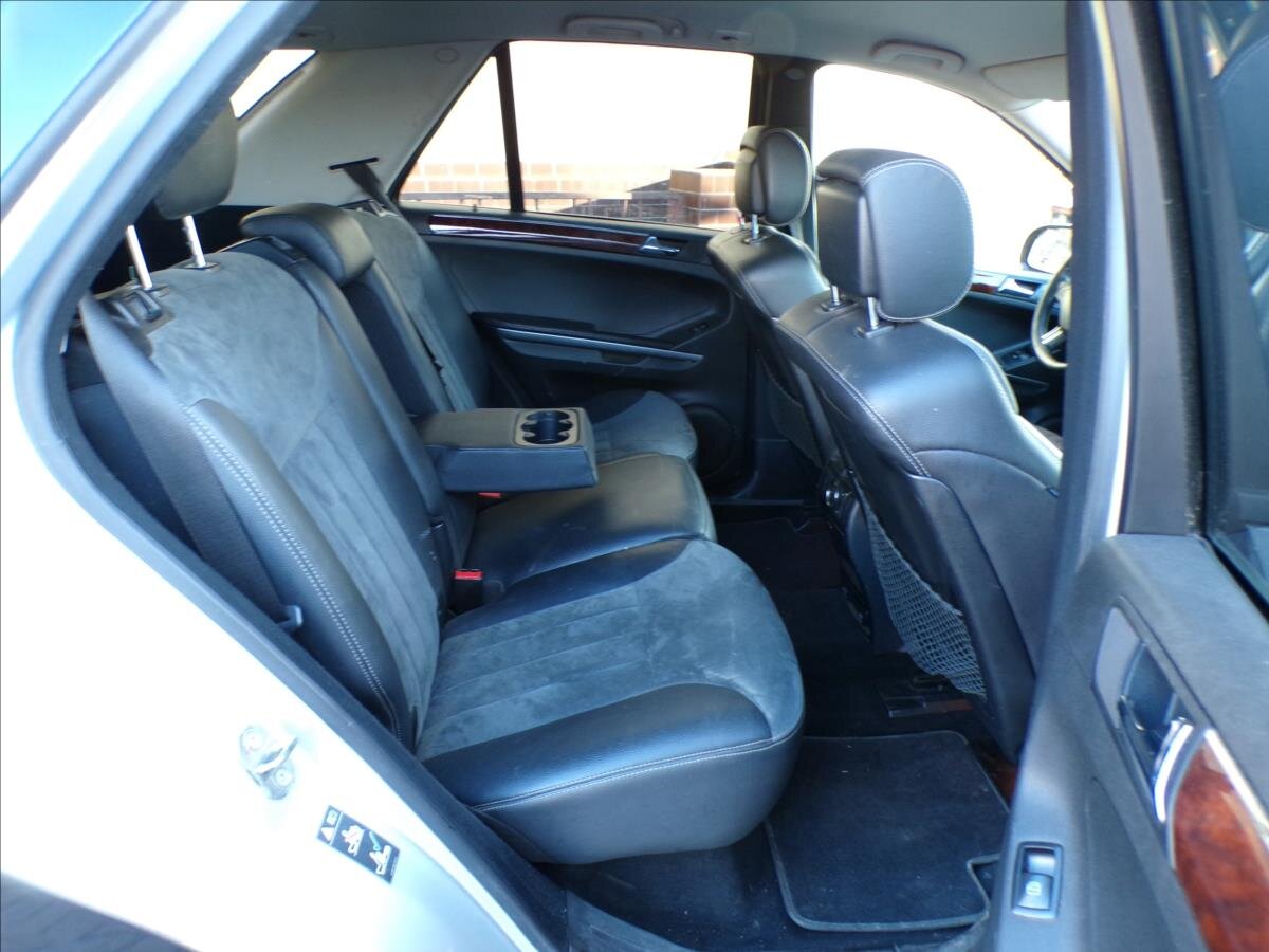 Mercedes-Benz Třídy M Kombi 3,5 l 200 kw