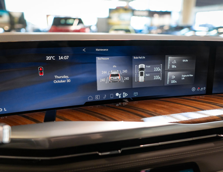 Cadillac Escalade 37