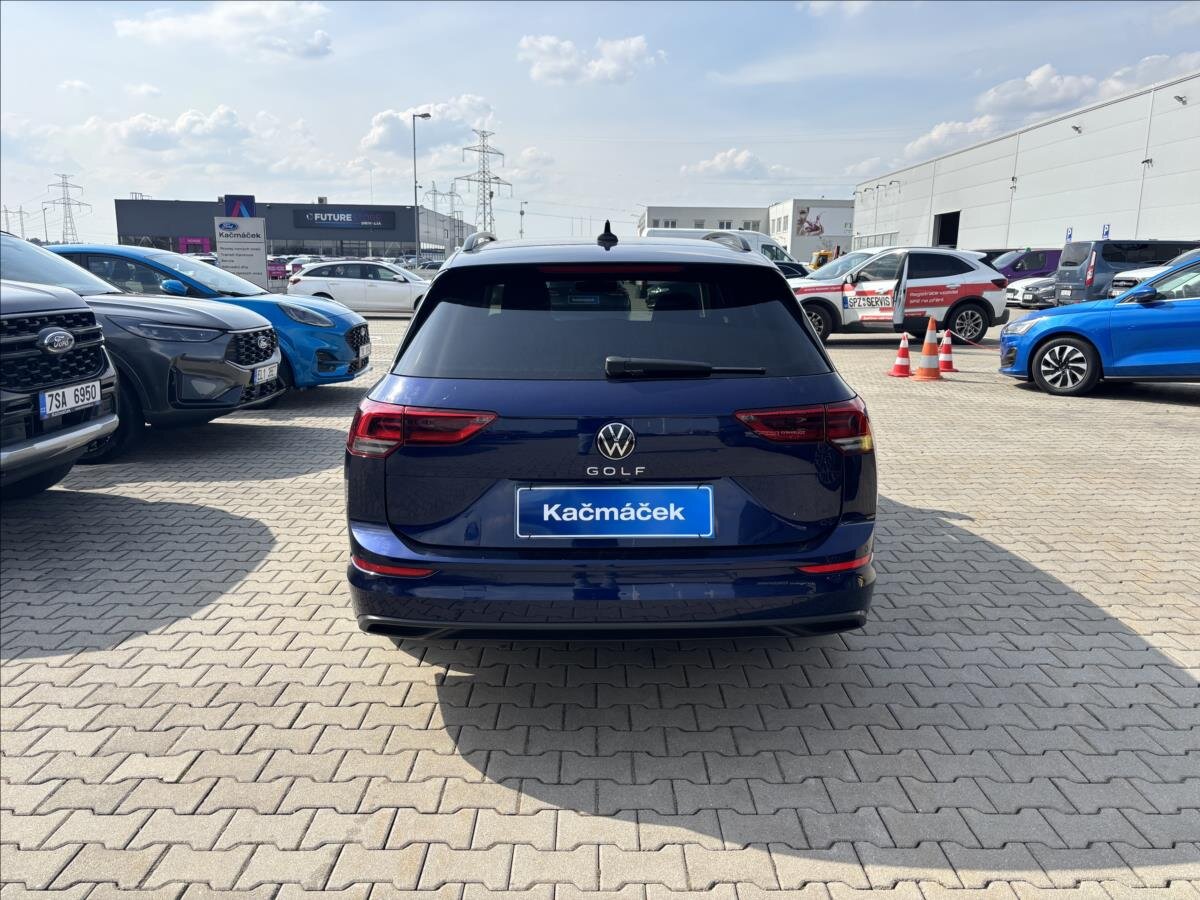 Volkswagen Golf Kombi 1,5 l 96 kw