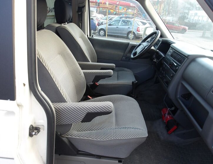 Volkswagen Multivan VAN / Minibus 2,5 l 75 kw