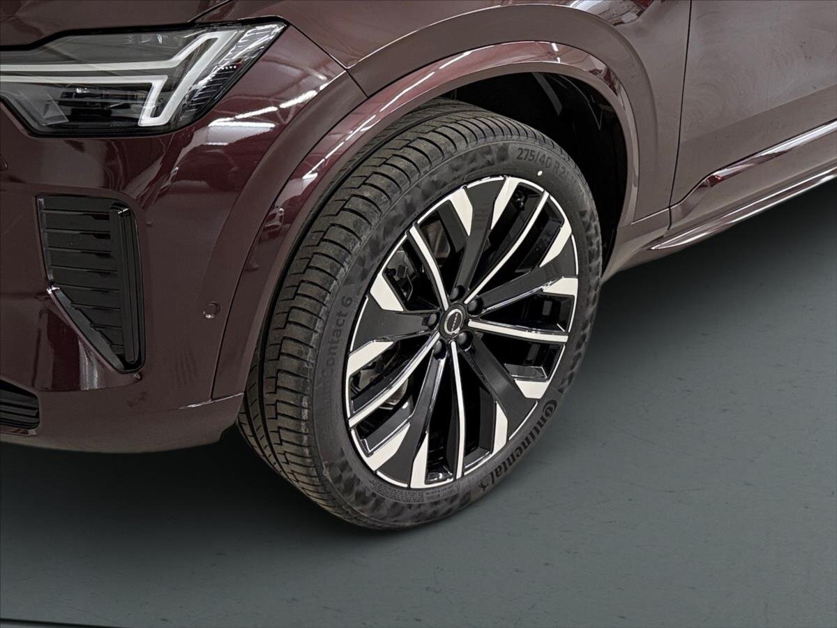 Volvo XC90 SUV / Terénní 2,0 l 184 kw