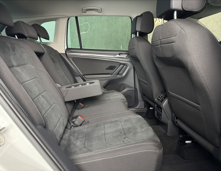 Volkswagen Tiguan 16