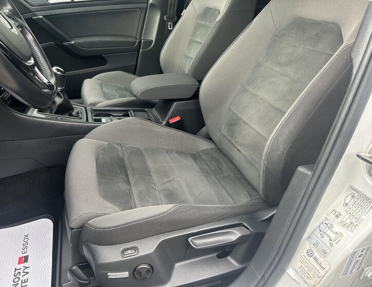 Volkswagen Golf Kombi 2,0 l 110 kw