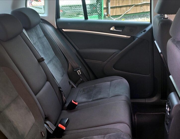 Volkswagen Tiguan SUV 2,0 l 103 kw