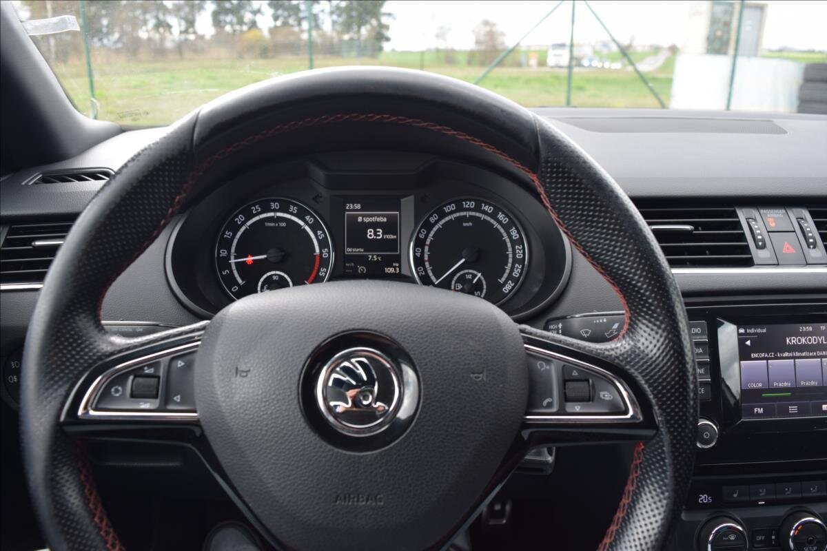 Škoda Octavia Sedan / Limuzína 2,0 l 135 kw