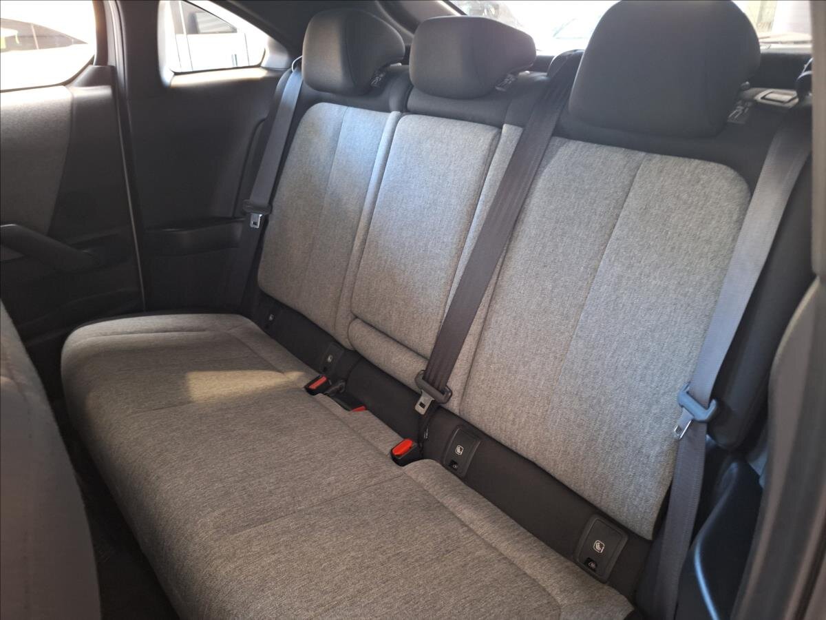 Mazda MX-30 SUV / Terénní 0,0 107 kw