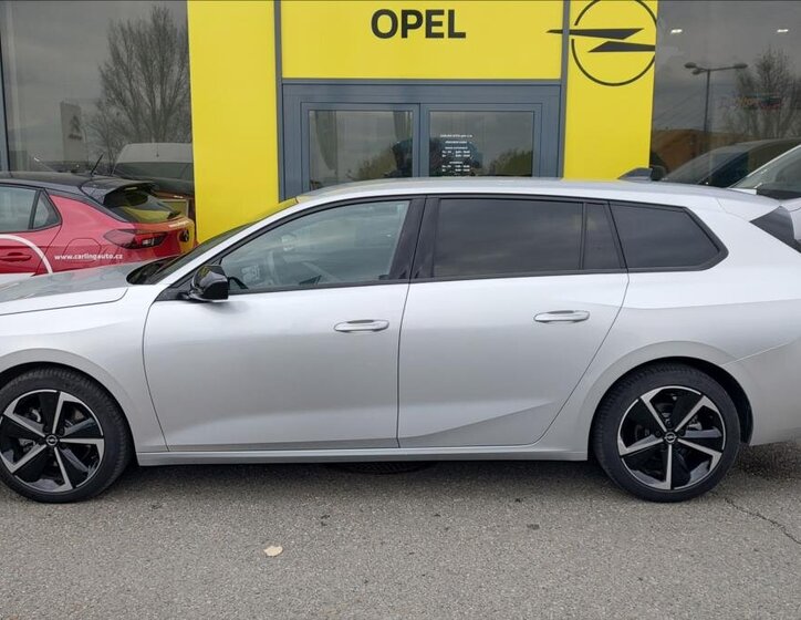 Opel Astra Kombi 1,2 l 96 kw