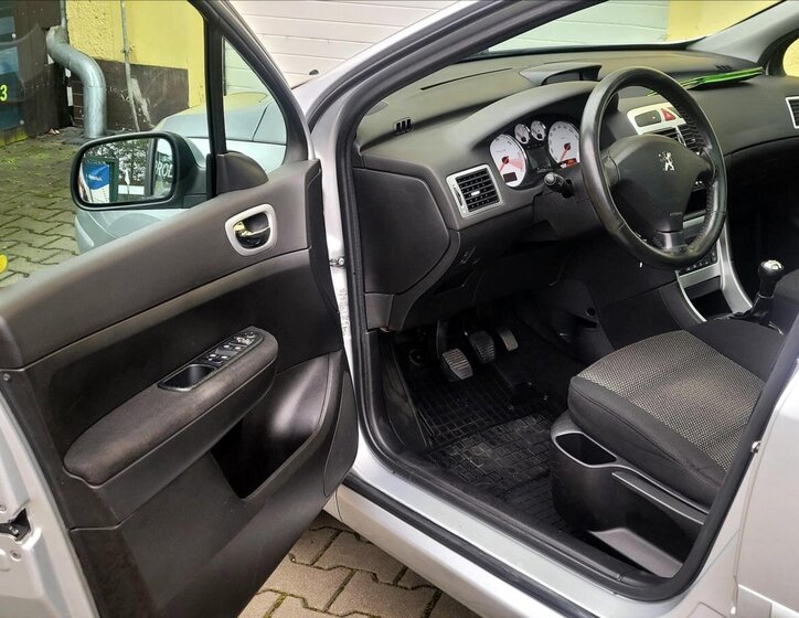 Peugeot 307 Kombi 1,6 l 80 kw