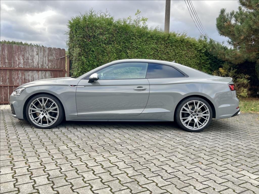 Audi S5 Kupé 3,0 l 255 kw