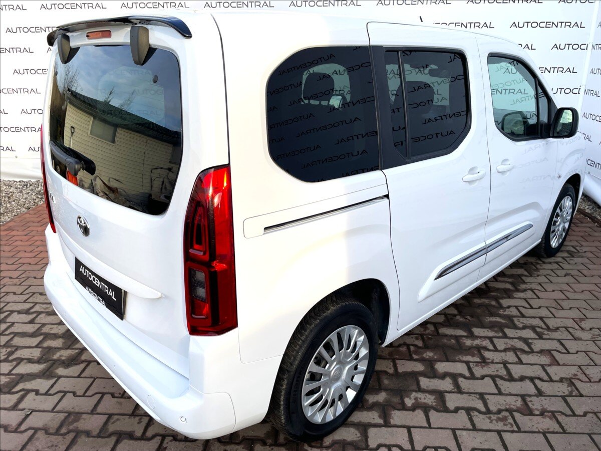 Toyota ProAce City Verso MPV 1,2 l 81 kw
