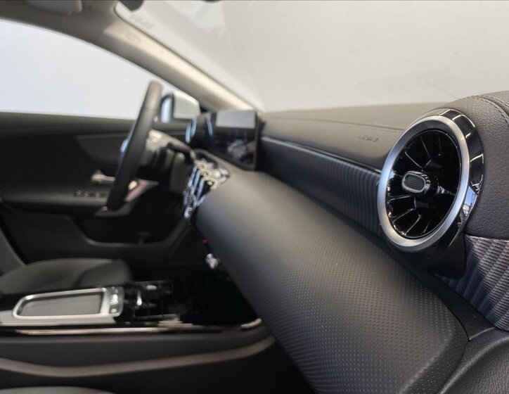 Mercedes-Benz CLA Kombi 2,0 l 85 kw