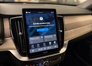 Volvo XC90 SUV / Terénní 2,0 l 184 kw