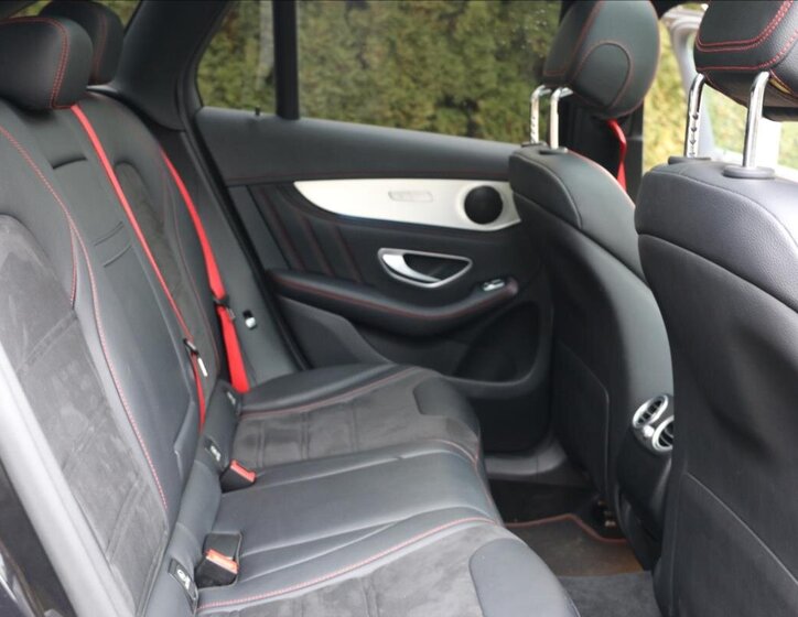 Mercedes-Benz GLC SUV / Terénní 3,0 l 270 kw