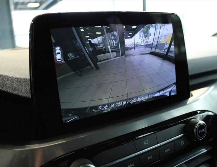 Ford Kuga SUV / Terénní 2,0 l 140 kw