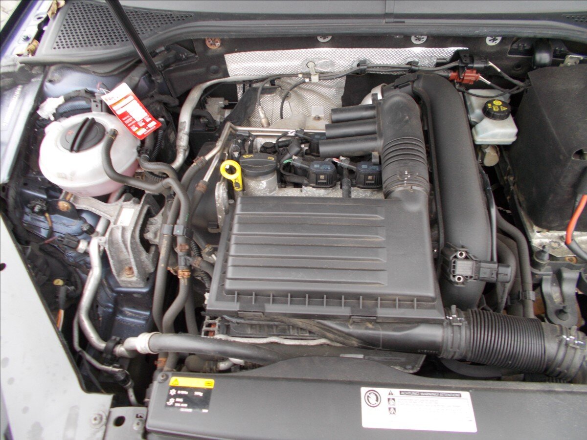 Volkswagen Passat Kombi 1,4 l 110 kw