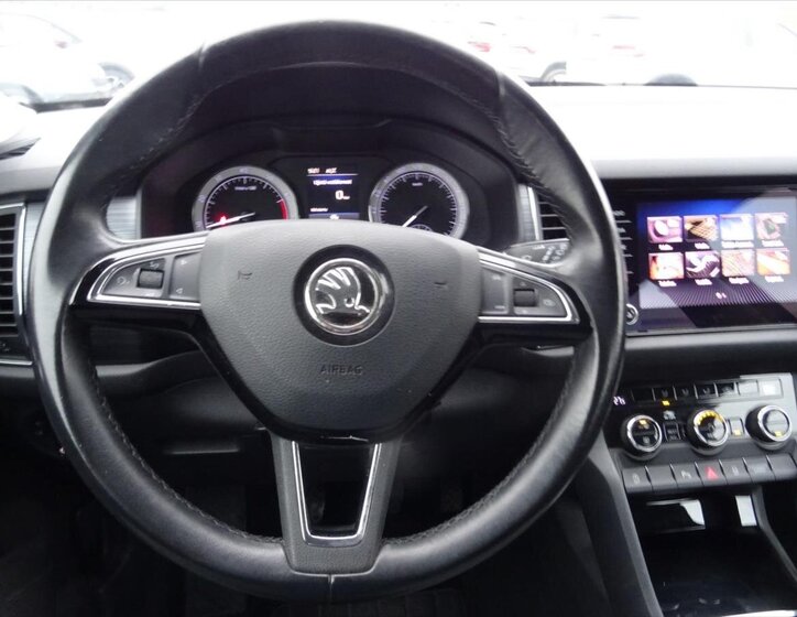 Škoda Kodiaq SUV / Terénní 1,5 l 110 kw