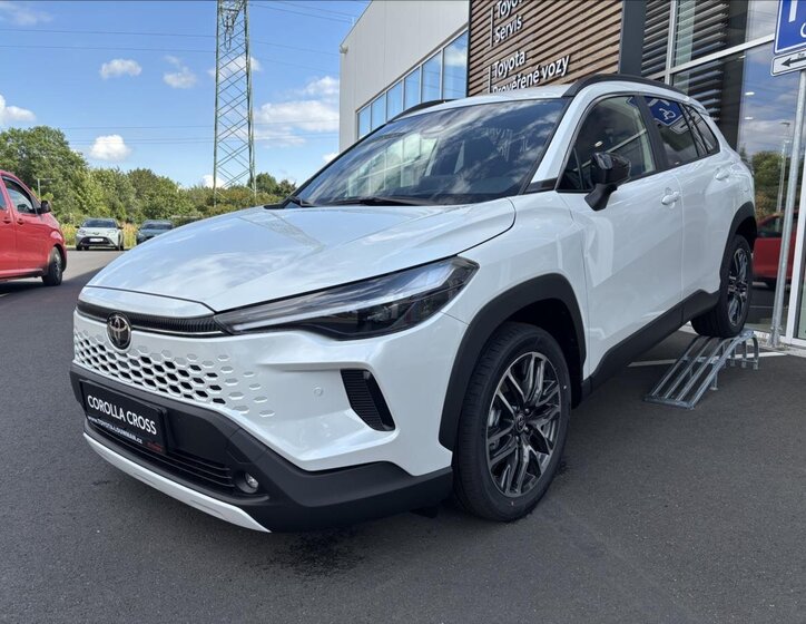 Toyota Corolla Cross SUV 1,8 l 103 kw