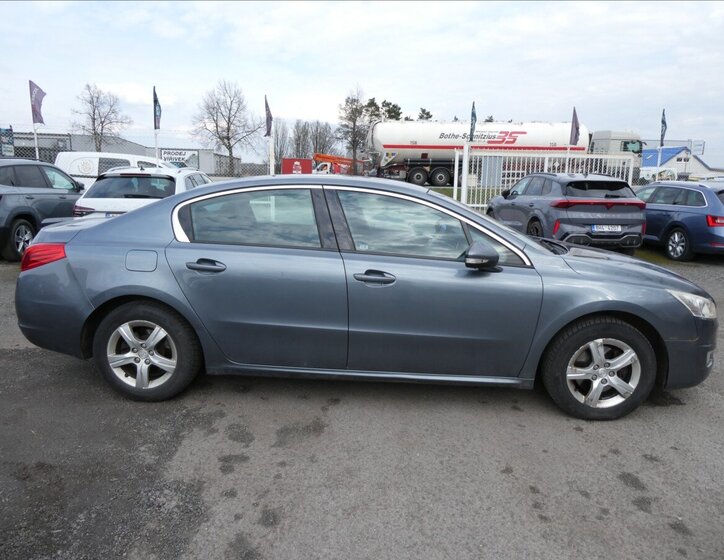 Peugeot 508 Sedan / Limuzína 1,6 l 115 kw