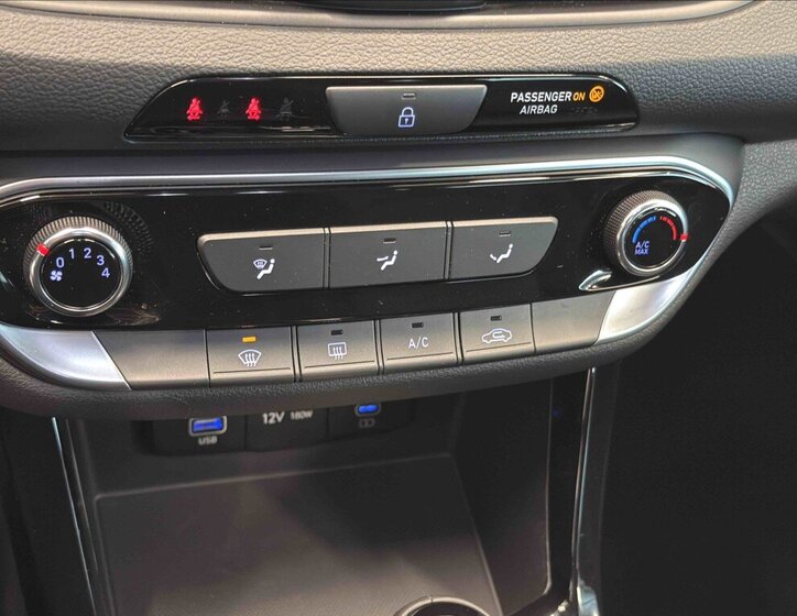 Hyundai i30 Kombi 998,0 73 kw