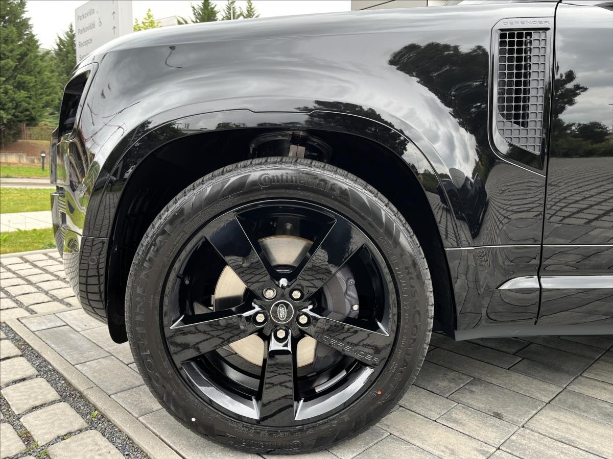 Land Rover Defender SUV / Terénní 5,0 l 313 kw