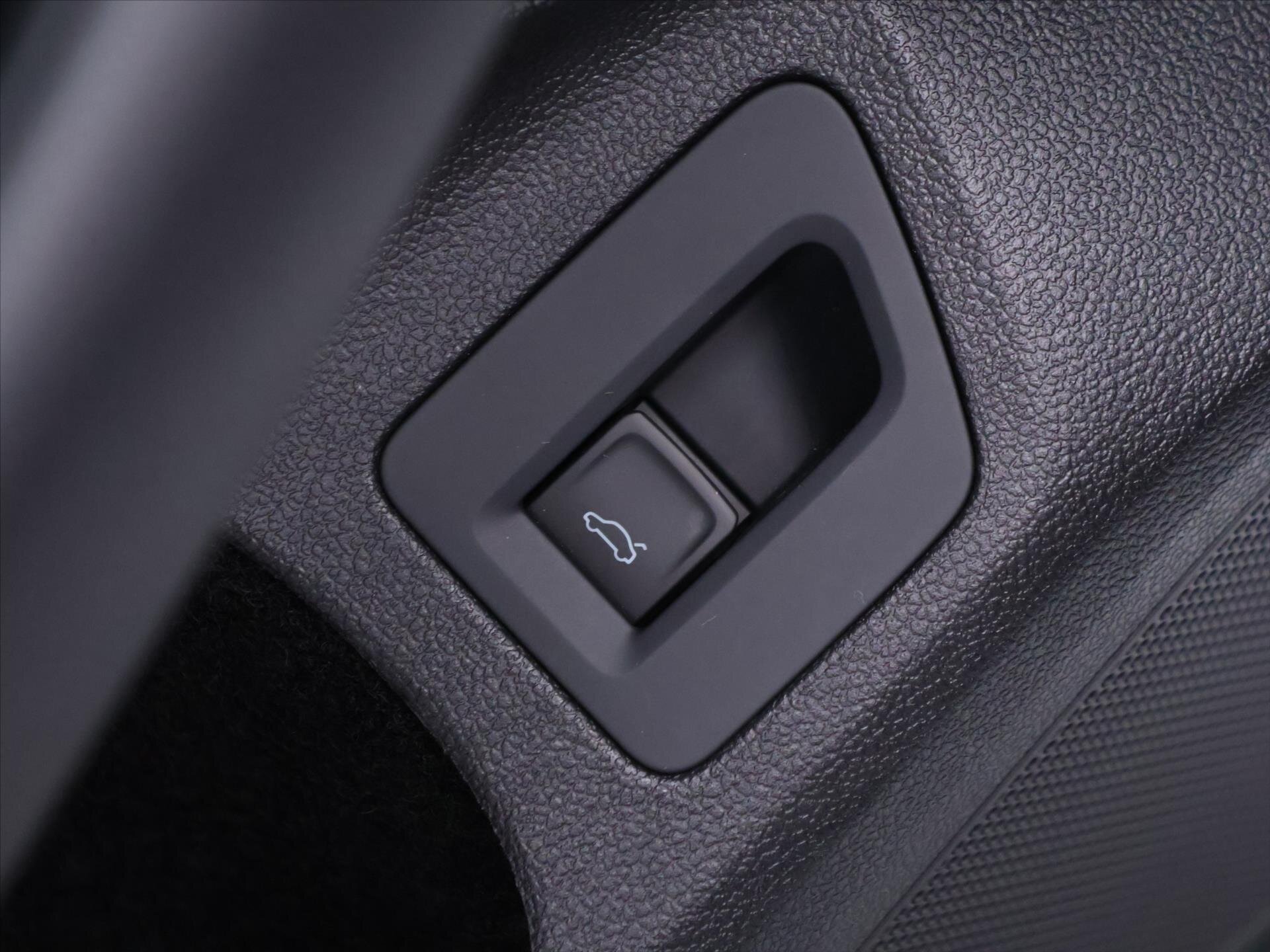 Volkswagen Arteon Kombi 2,0 l 140 kw