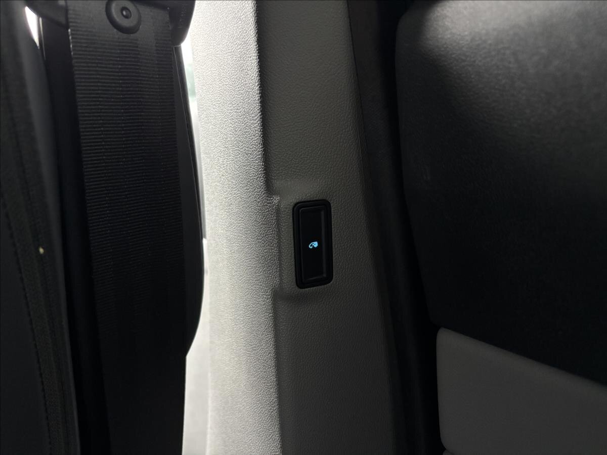 Ford Tourneo Custom MPV 0,0 160 kw