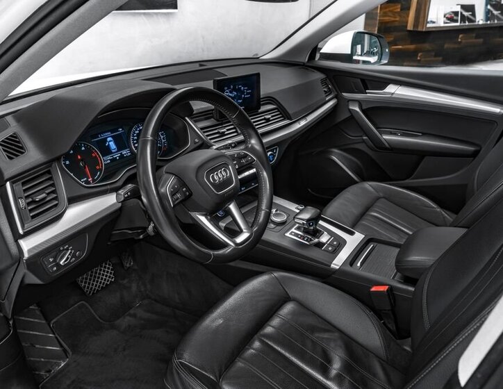 Audi Q5 SUV 2,0 l 140 kw