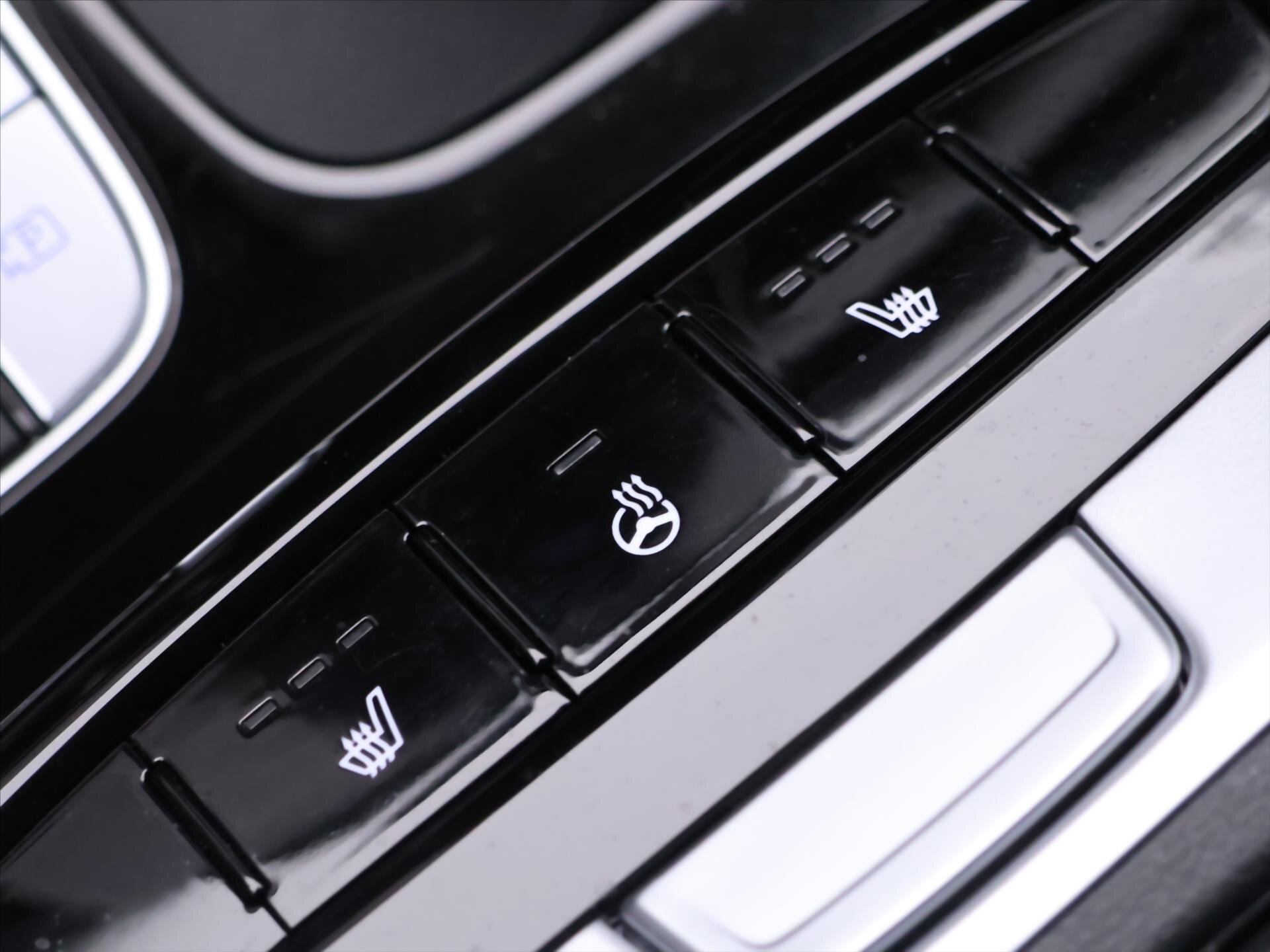 Hyundai Tucson SUV / Terénní 1,6 l 110 kw