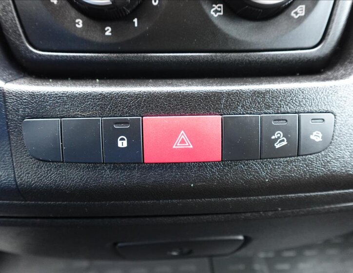 Peugeot Boxer Skříň 2,0 l 120 kw