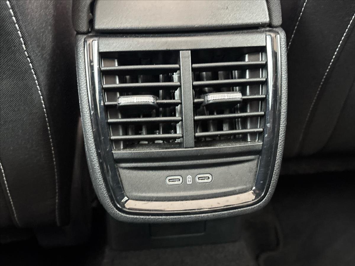 Škoda Scala Hatchback 1,5 l 110 kw