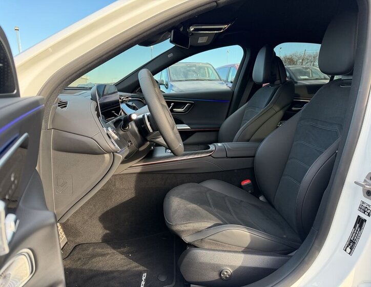 Mercedes-Benz Třídy E Sedan / Limuzína 2,0 l 145 kw