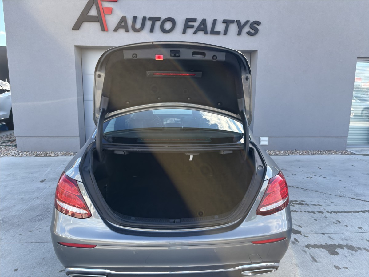 Mercedes-Benz Třídy E