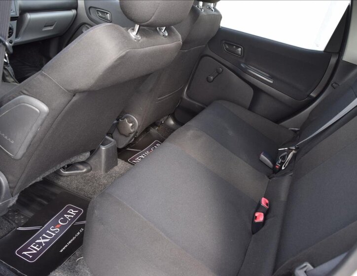 Subaru Justy Hatchback 1,3 l 66 kw