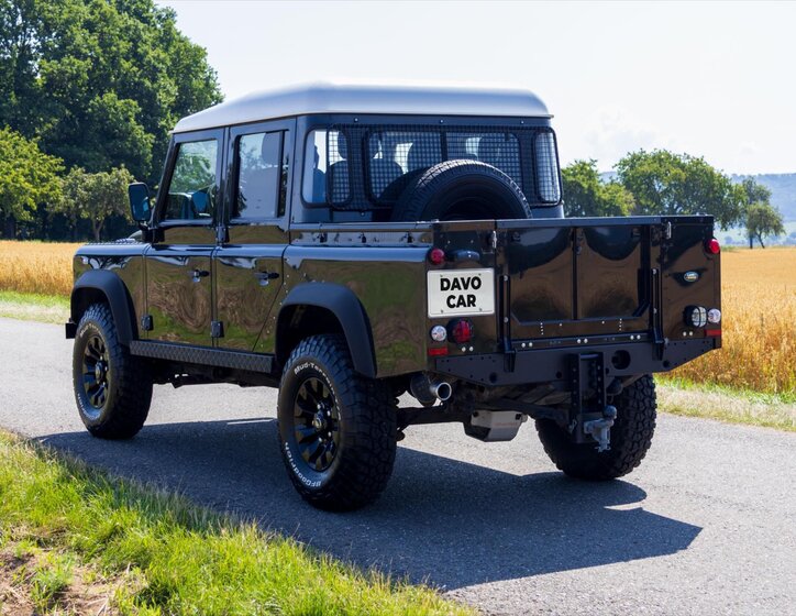 Land Rover Defender SUV 2,2 l 90 kw